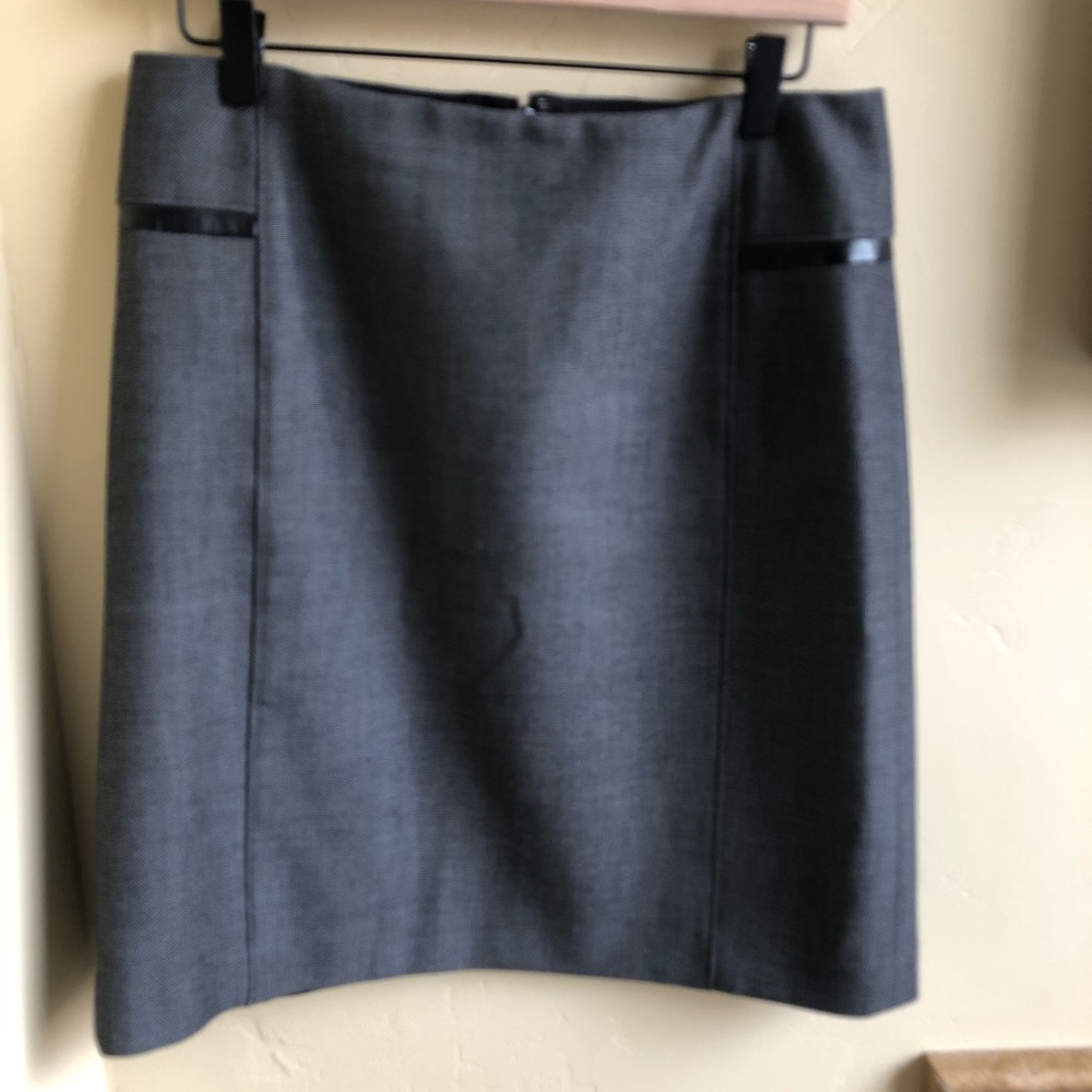 White House Black Market Skirt